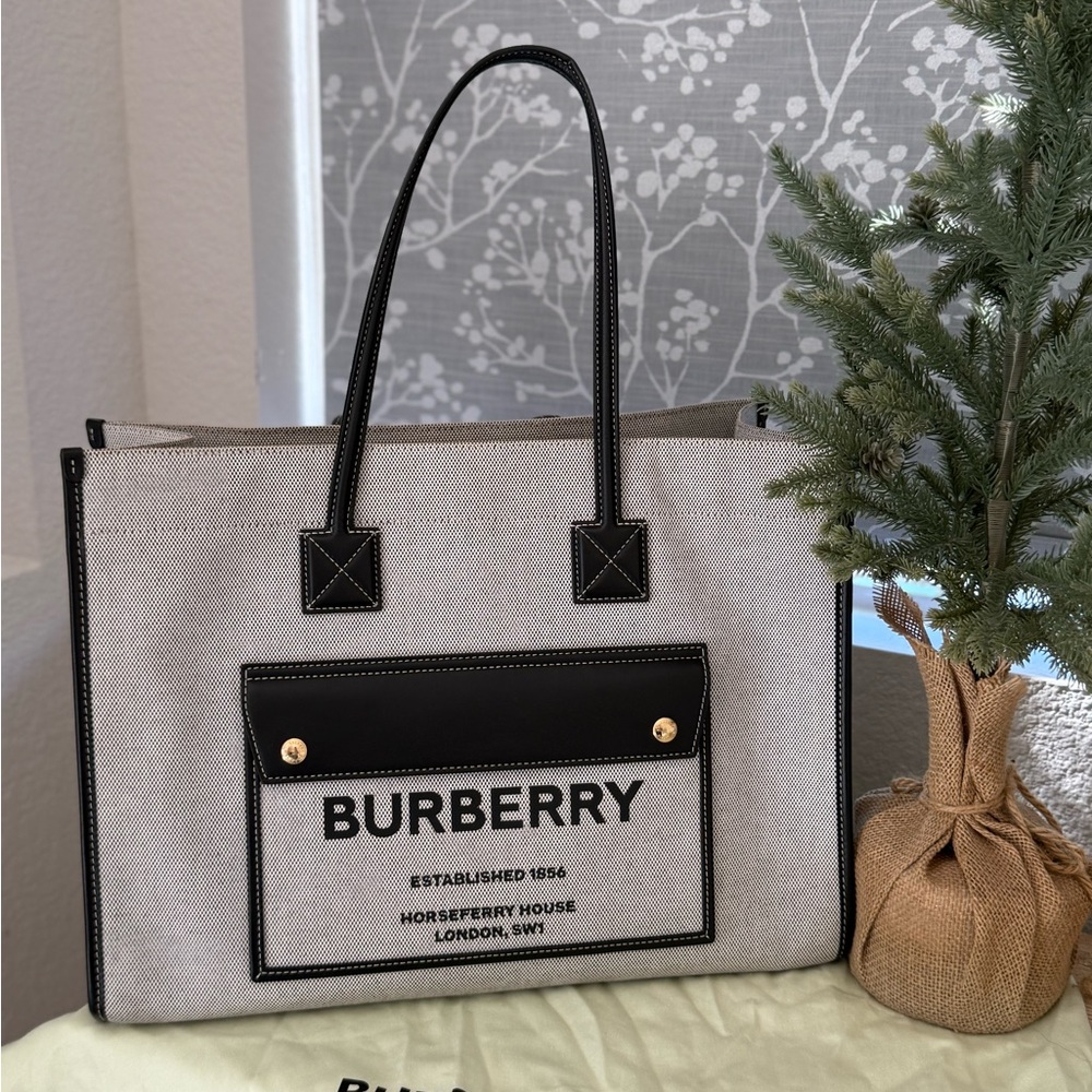 Burberry Freya Black and Gray Canvas Tote Bag Large